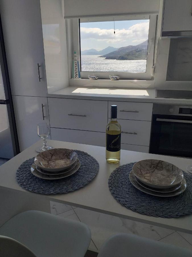 Infinity Blue Suite Panteli Exterior foto
